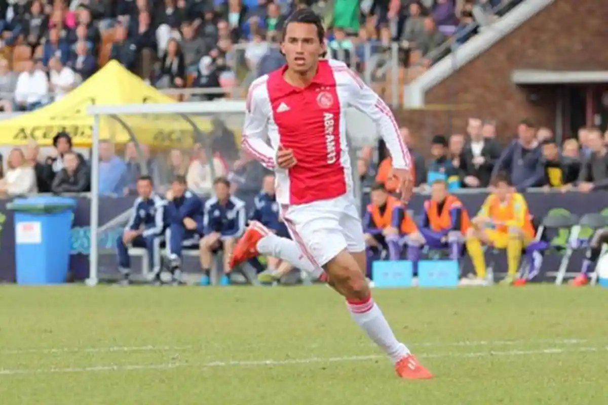 Arema Mengaku Tertarik dengan Striker Belanda Berdarah Indonesia, Ezra Walian