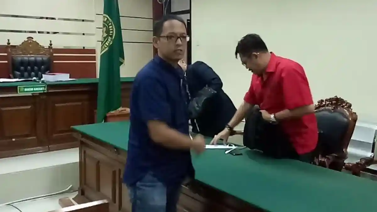 Terdakwa Pemberi Suap Untuk Wali Kota Pasuruan Divonis 2 Tahun Penjara