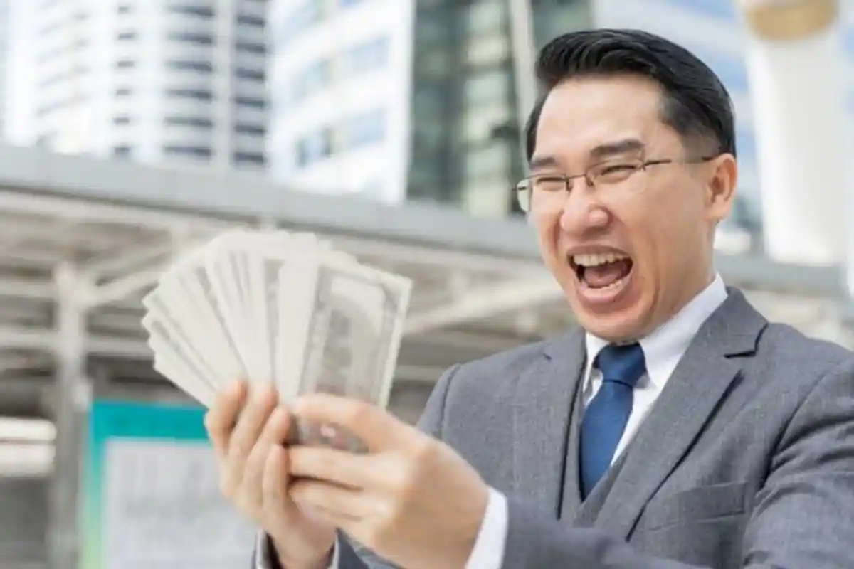 3 Zodiak Paling Beruntung Keuangan Minggu 22 Desember 2024: Taurus, Sagitarius, Pisces Patut Ceria