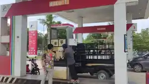 Polisi-Sidak-SPBU-di-Konawe-Selatan-Sulawesi-Tenggara-Jelang-Lebaran-2024-Tak-Temukan-Kecurangan.jpg