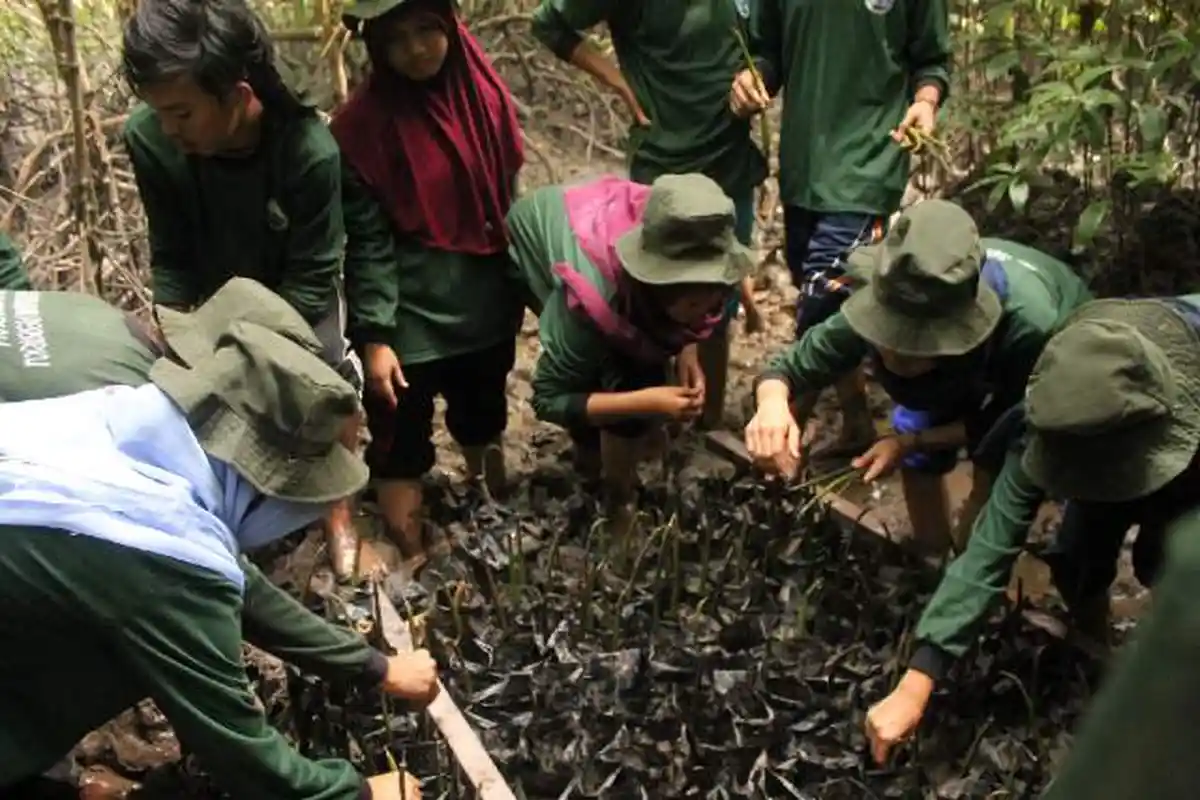 Komunitas BMC IK UR Berikan Pelatihan pada Anggota Baru di Dumai