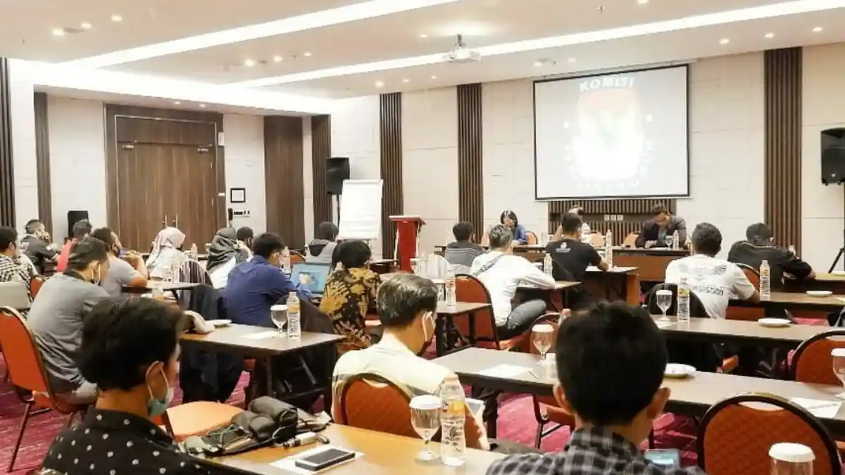 30 Anggota PPK Ikuti Bimtek Pemutakhiran, Ini Pesan Komisioner KPU Karawang