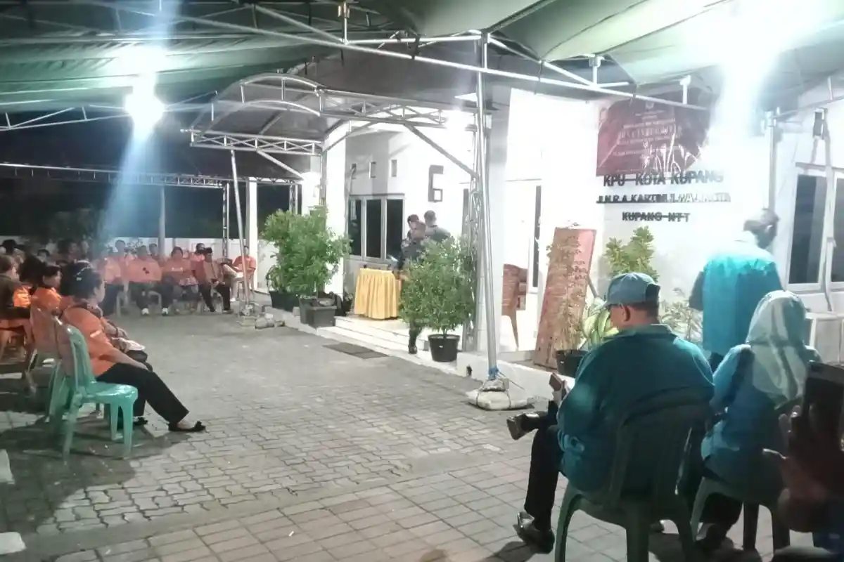 Dua Parpol di Kota Kupang Tuntaskan Pengunggahan Data Bacaleg