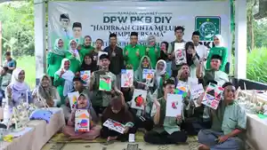 Ramadan-Journey-DPW-PKB-DIY-Melukis-Bersama-Anak-anak-Difabel-di-Panti-Asuhan.jpg