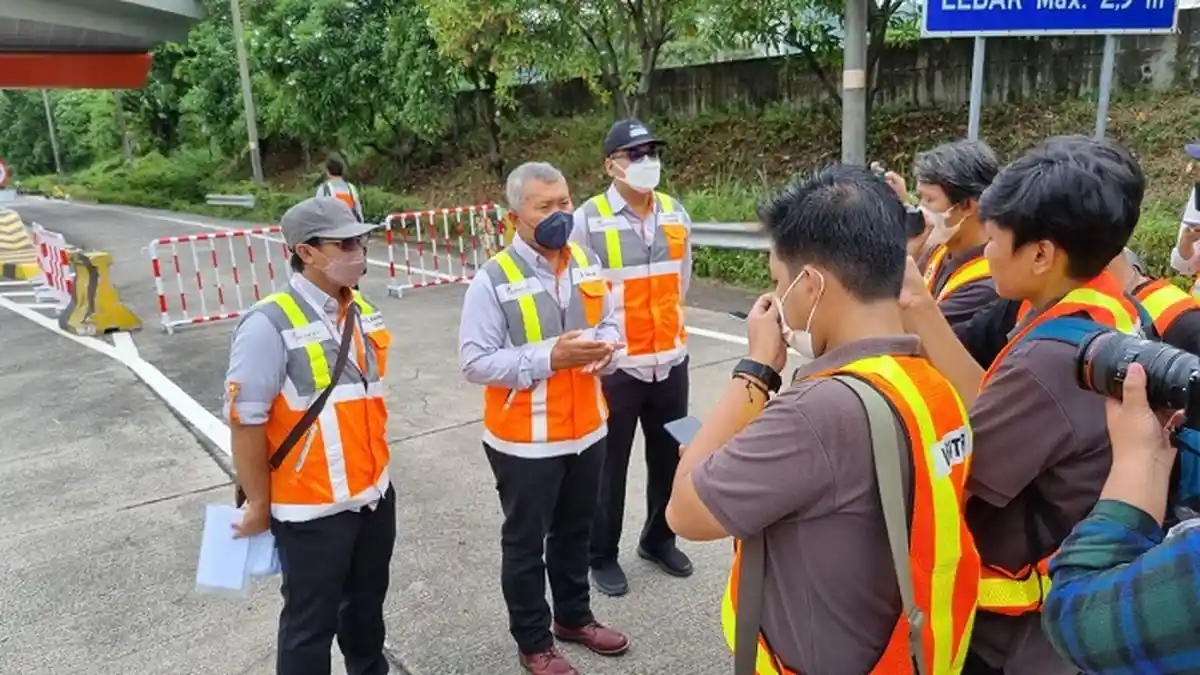 Puncak Arus Mudik Tol Tangerang - Merak Diprediksi Jumat 29 April Bakal Dilintasi 184.000 Kendaraan