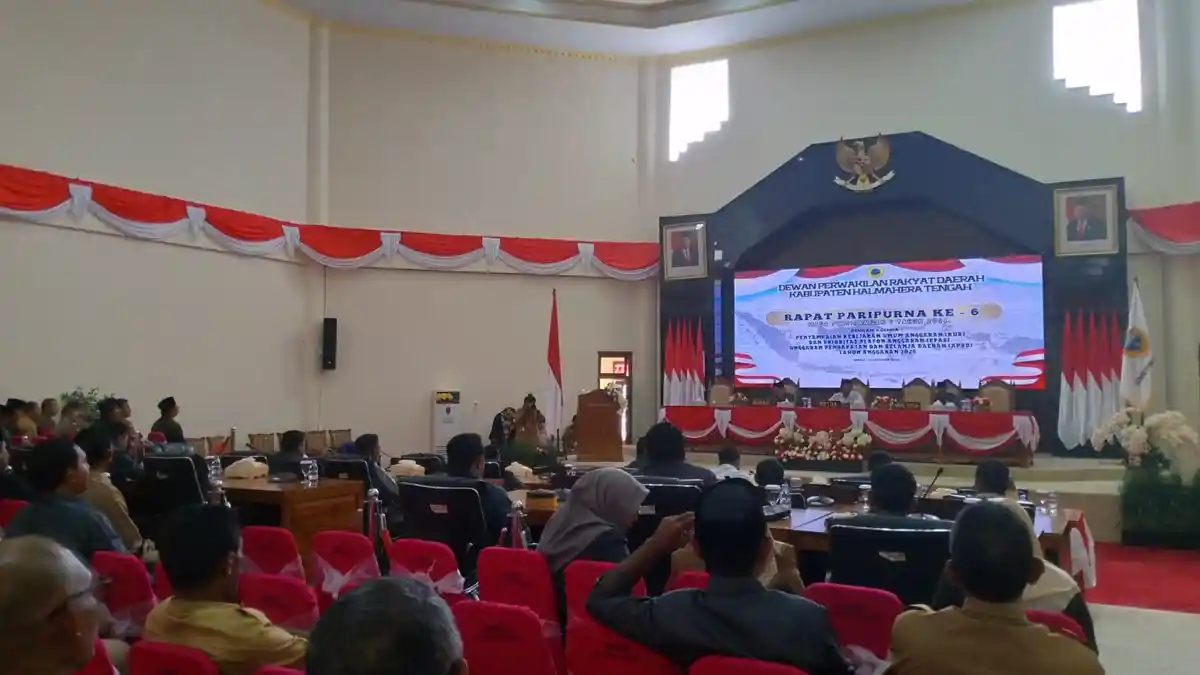 DPRD Halmahera Tengah Maluku Utara Rapat Paripurna Penyampaian Kebijakan Umum APBD 2025