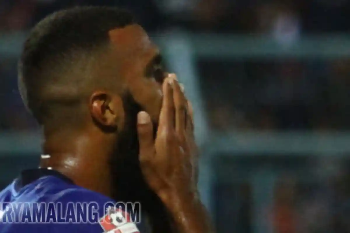 Walau Tak Cetak Gol di Laga Kontra PSS Sleman, Ini Sumbangsih Comvalius untuk Kemenangan Arema FC