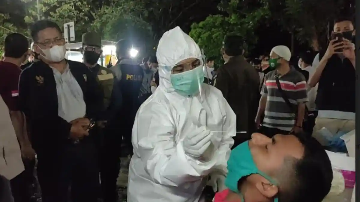 Dipimpin Aminullah Usman, Forkopimda Banda Aceh Razia Prokes ke Sejumlah Warung Kopi
