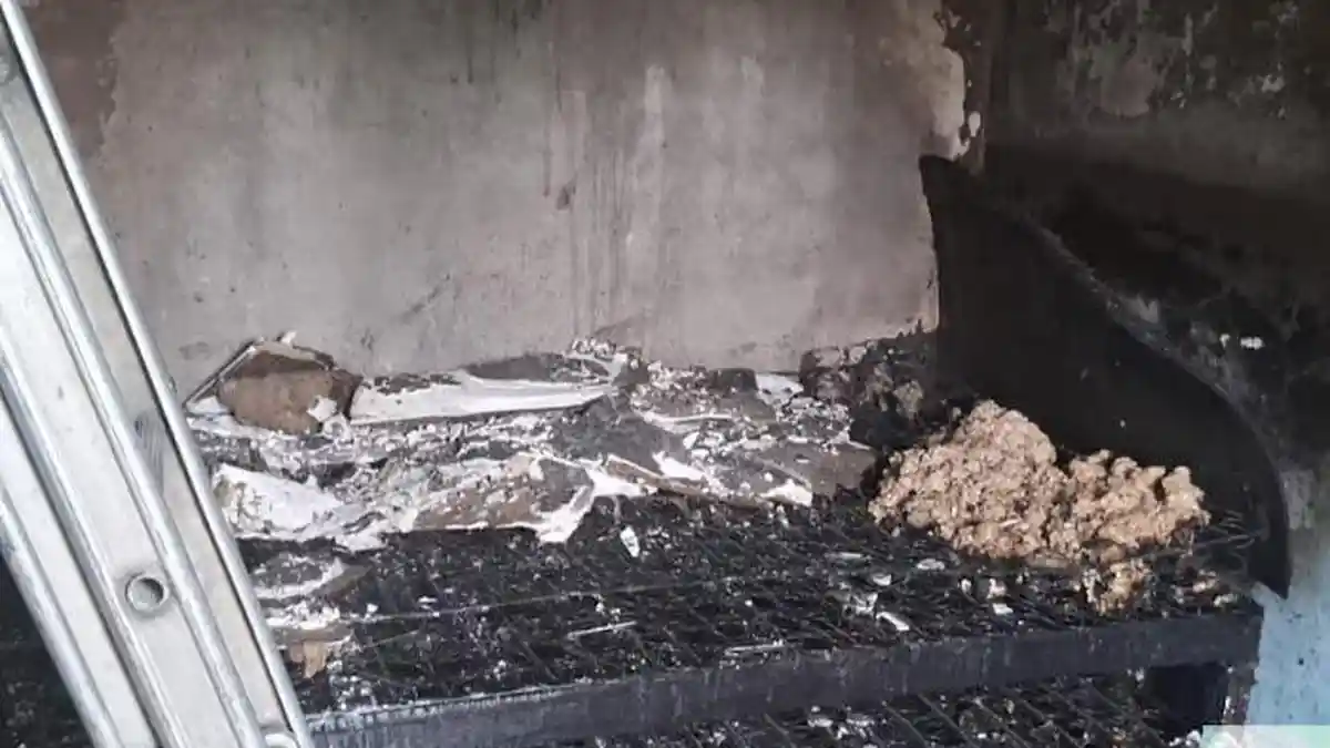 Rumah Dua Lantai di Wates Kediri Terbakar Akibat Pemanas Ruangan di Atas Kasur