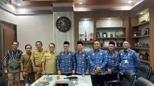 pertemuan-pemprov-sulbar-dan-sulsel-bahas-penerbangan.jpg