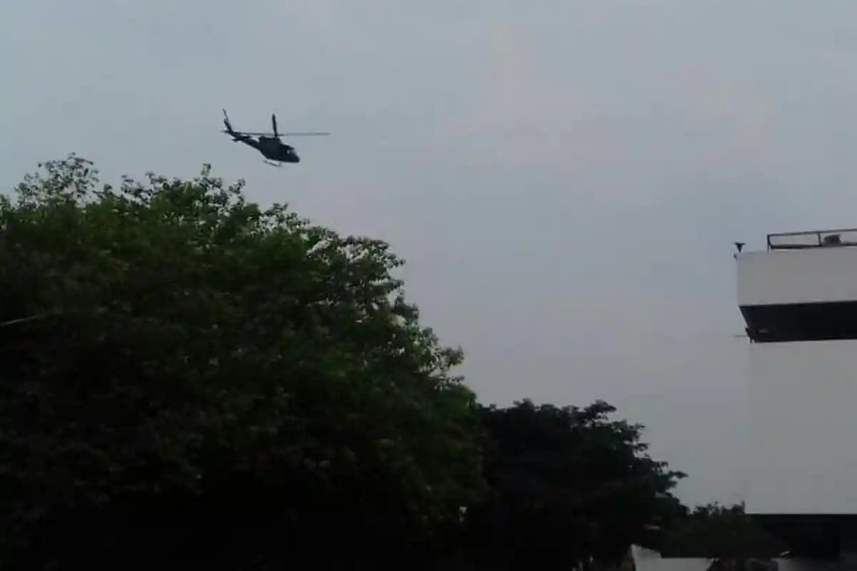 Jelang Demo 4 Nocember Helikopter Terbang Rendah Mondar-mandir di Atas Istana