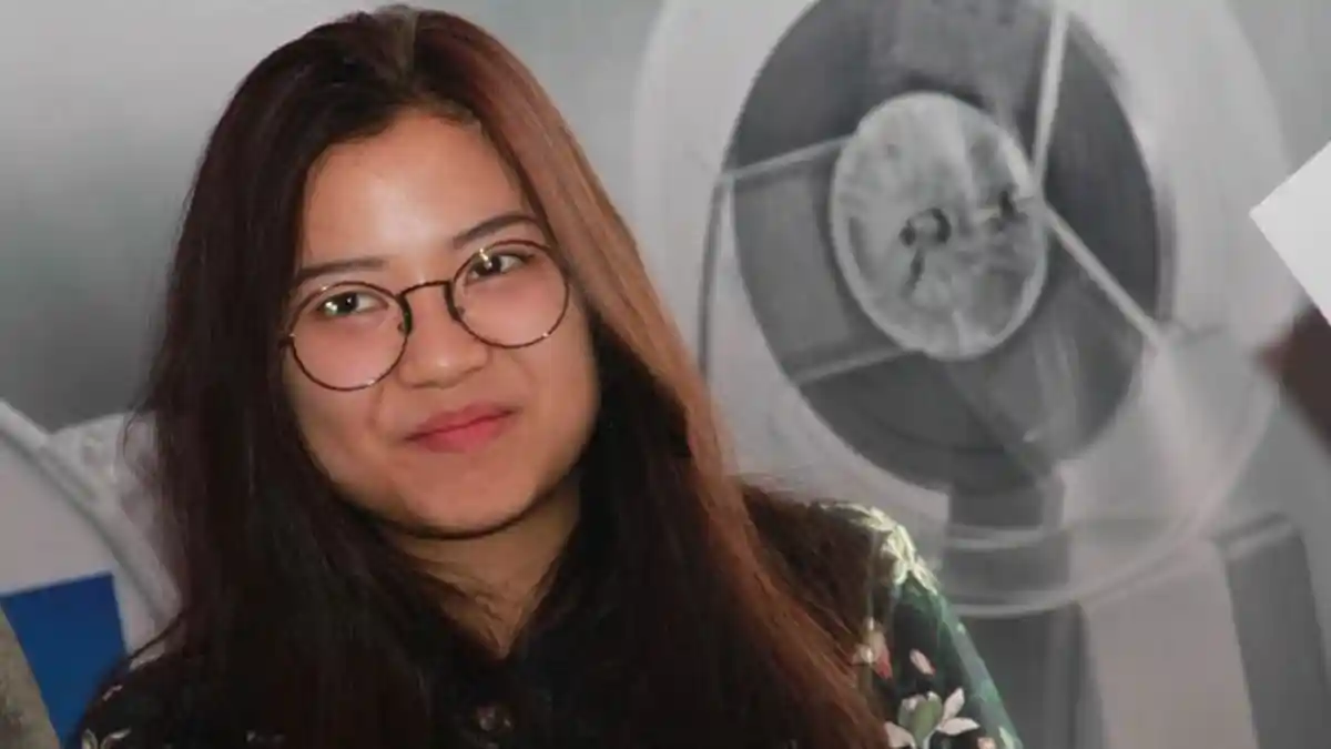 Chord Kunci Gitar dan Lirik Lagu Senja di Ambang Pilu - Danilla: Tak Berdaya Ku Berada