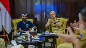 Dedie-rachim-dan-sahil-jha.jpg