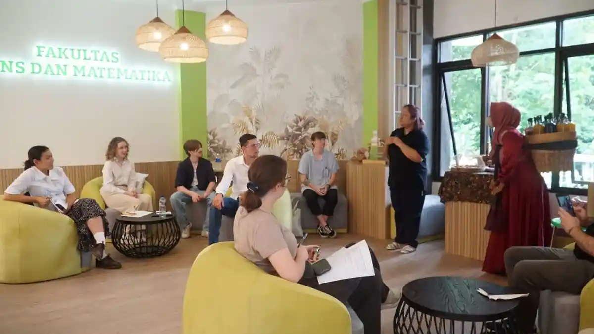 UKSW Memberikan Pembelajaran Multikultural bagi 34 Mahasiswa dan Penutur Asing Asal Australia 