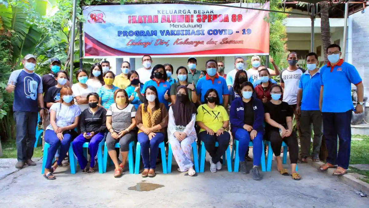 Alumni SPENSA 88 Bersama Keluarga Ikut Vaksin Covid-19