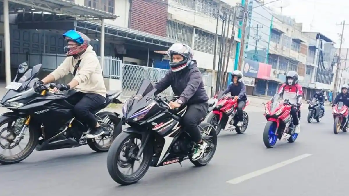 Jadi Kebanggaan Komunitas, CBR250R Mendominasi Road Race Asia