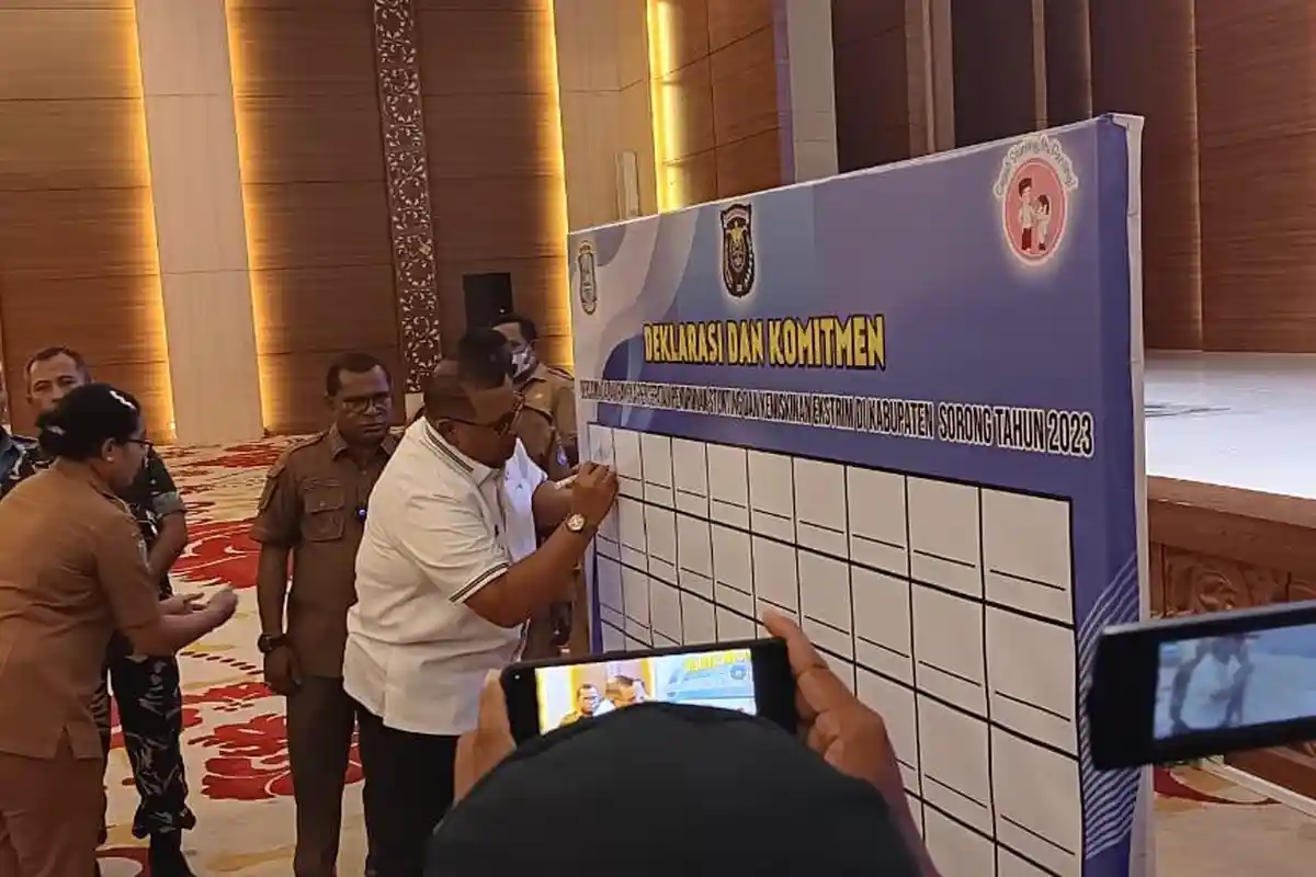 Yan Piet Mosso Komitmen Turunkan Kemiskinan Ekstrem