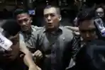 Silmy-Karim-Menyerahkan-Diri-Ke-KPK_20260603_231954.jpg