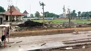 proyek-revitalisasi-Alun-alun-Sidoarjo-Jatim-18112025.jpg