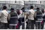 Viral Pedagang Es Krim Terobos CFD Jakarta, DPRD Minta Satpol PP Betindak Humanis