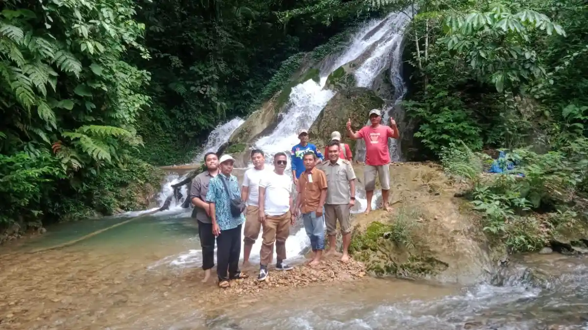 Pesona Air Terjun Seribu, Berwisata Alam Sembari Melihat Satwa Langka