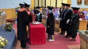 Pengukuhan-guru-besar-Unhas-di-Ruang-Senat-lantai-2-Rektorat-Unhas00.jpg
