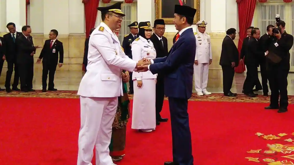 Usai Dilantik, Jokowi Langsung Beri Tugas Gubernur dan Wakil Gubernur Baru NTB