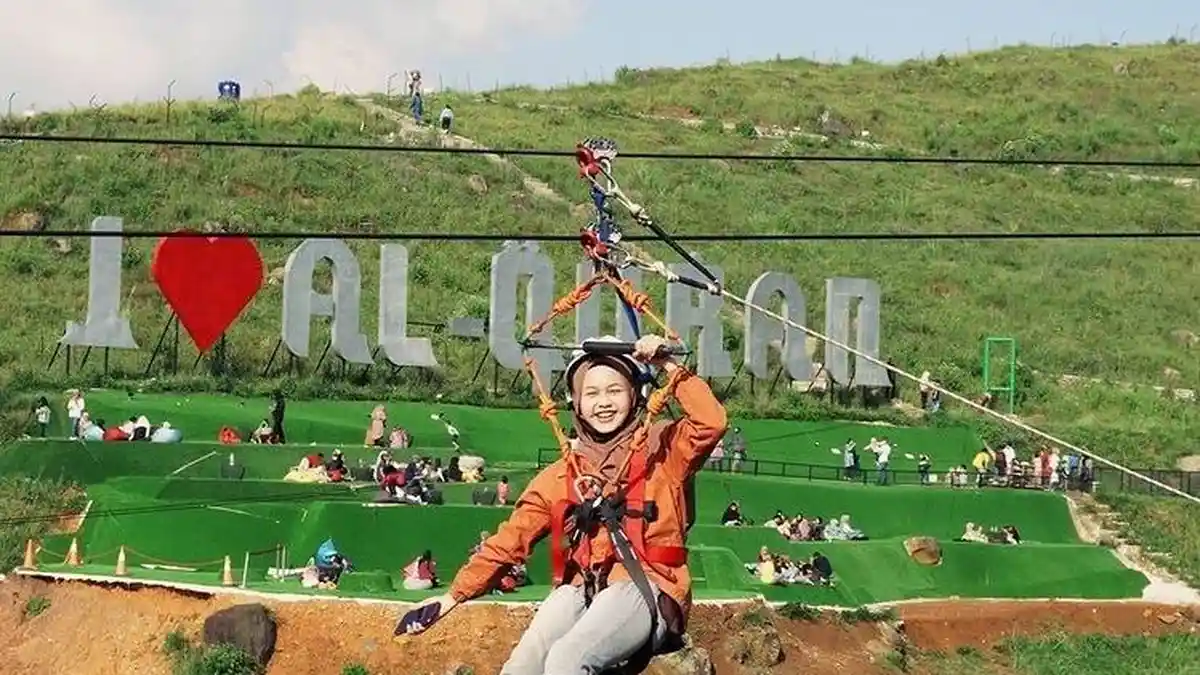 Tempat Wisata di Bandung, Cicalengka Deeamland Hadirkan Flying Fox Terpanjang di Indonesia