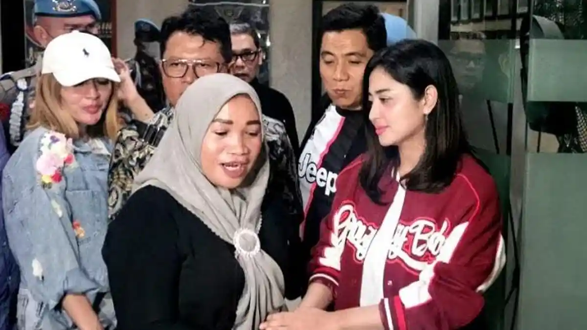 Beri Pesan ke Haters, Dewi Perssik: Tidak Semua Wanita Bahagia Jadi Janda