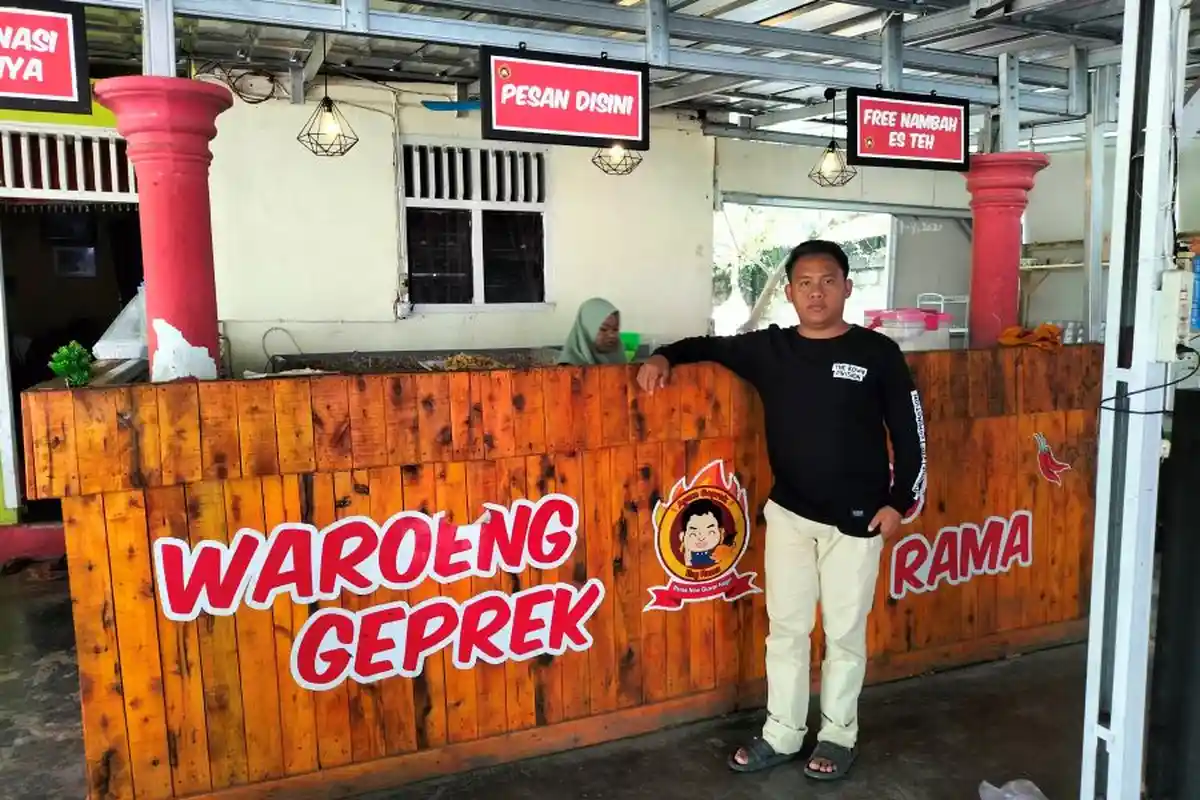 Cerita Pemilik Ayam Geprek di Tulangbawang, Nyaris Tutup Usaha karena Tak Ada Minyak Goreng