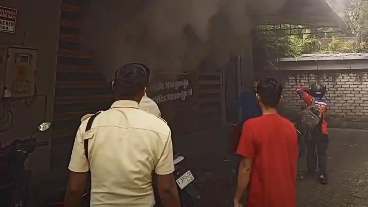 Dapur Restoran di Tuban Terbakar, Diduga Akibat Lupa Matikan Kompor