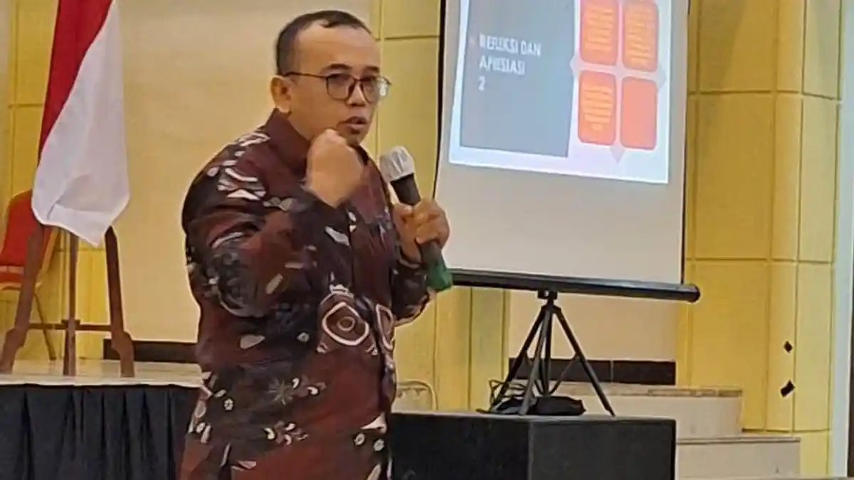 Jadi Narasumber Bimtek, Akademisi IAIN Langsa Ini Sarankan Partai Aceh Dirikan Sekolah Kader 