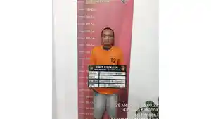 CURI-BAHAN-BANGUNAN-Pelaku-pencurian.jpg