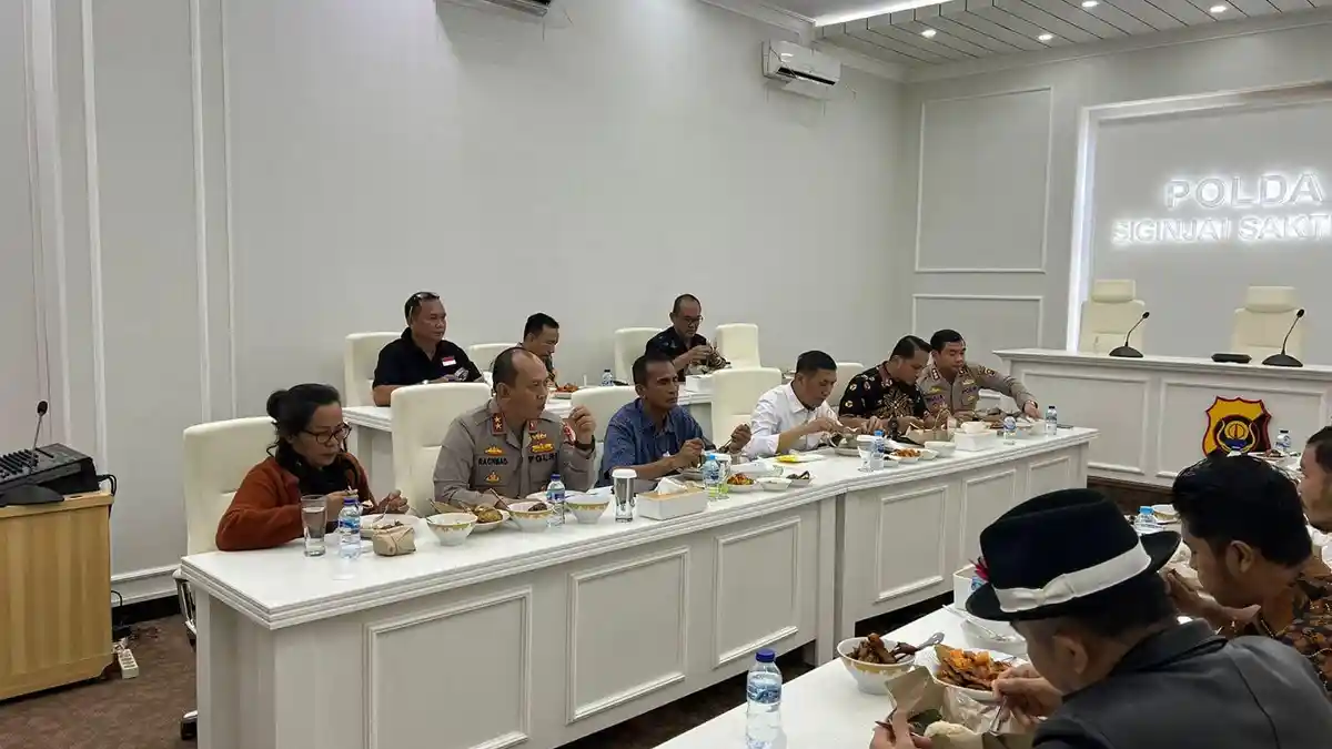 PERLAKUAN Kapolda Jambi Terhadap Keluarga Brigadir J Jadi Sorotan, Sang Pacar Diperiksa Dua Kali