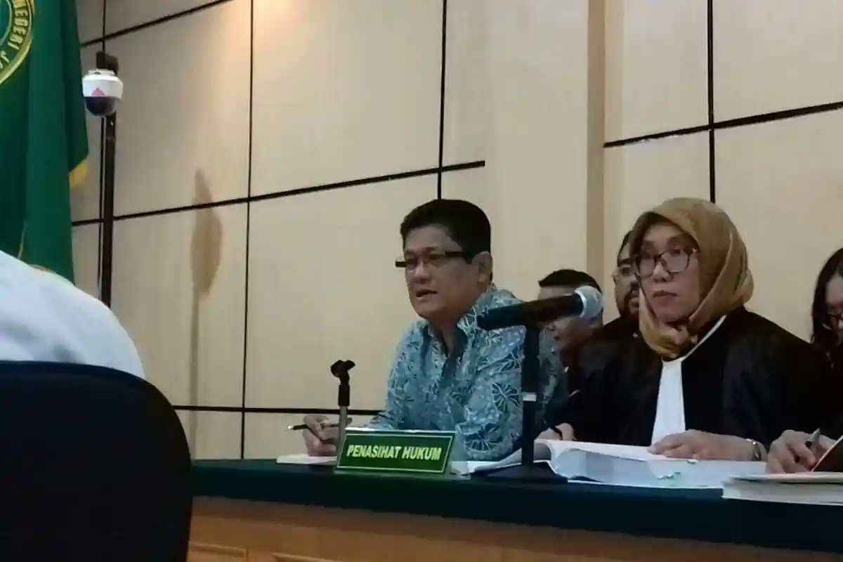BREAKING NEWS: 8 Anggota DPRD Provinsi Jambi Dihadirkan Jaksa KPK di Sidang Suap APBD Jambi 2018