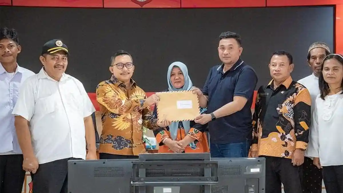 Warga Luwuk Timur Bertemu Bupati Banggai, Ajukan Proposal Pemekaran Desa Beriman