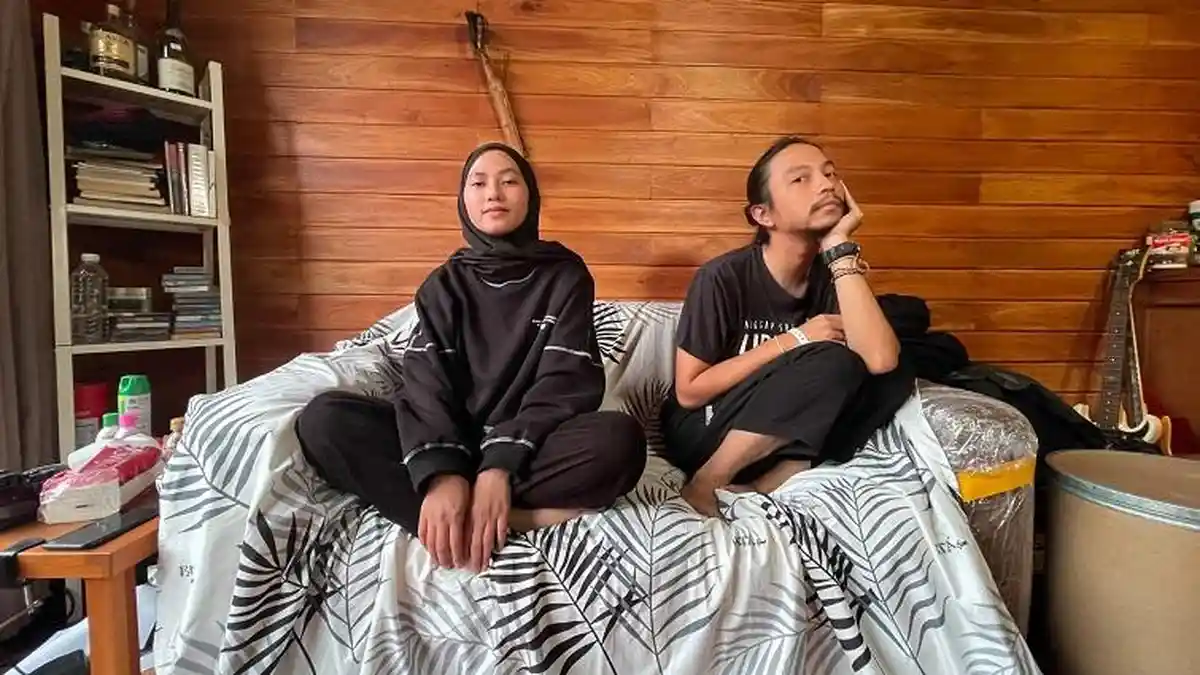 Lirik Lagu Usik Feby Putri