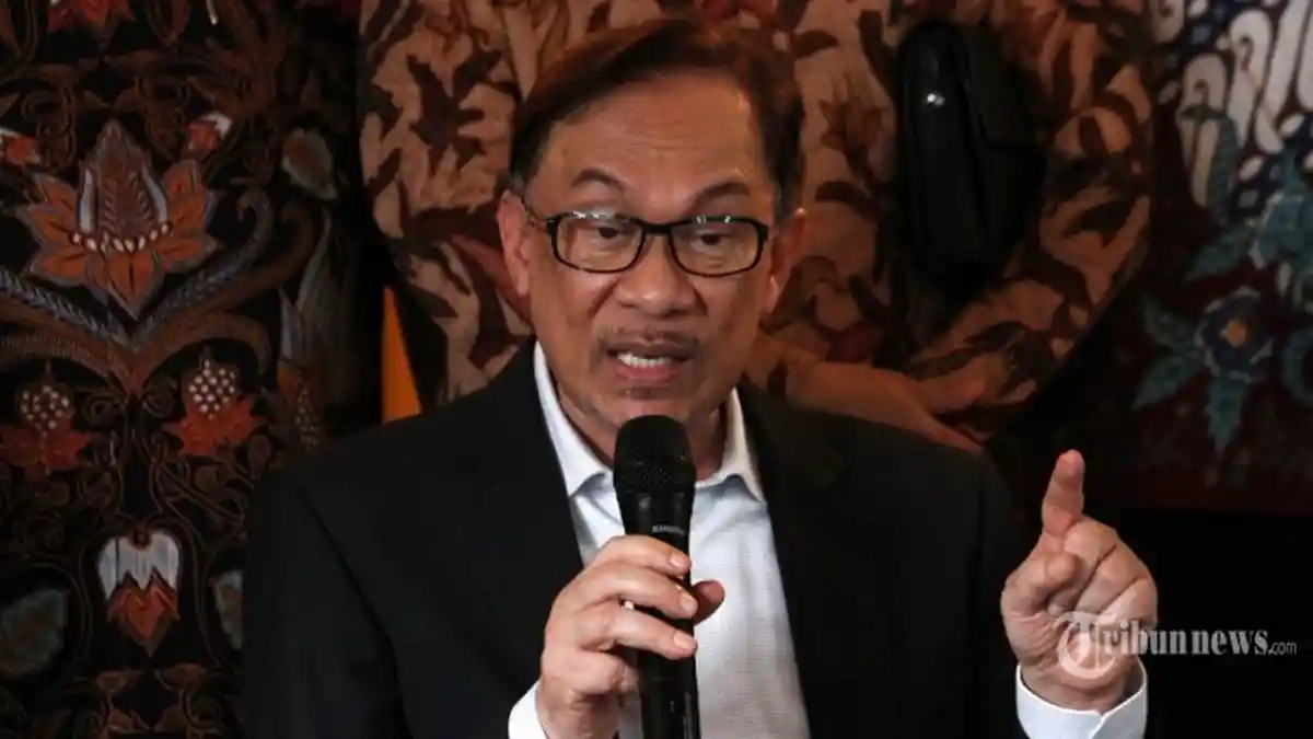 Anwar Ibrahim Mengaku Puas atas Penjelasan Mahatir Soal Pengunduran Diri dari PM Malaysia