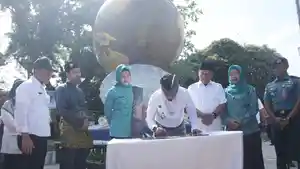 Pj-Gubernur-Sumut-Resmikan-Alun-alun-Tanjungbalai.jpg