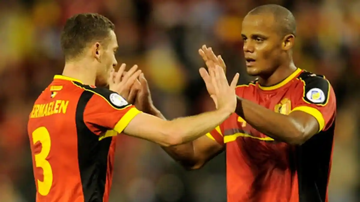 Thomas Vermaelen dan Vincent Kompany Masih Cedera