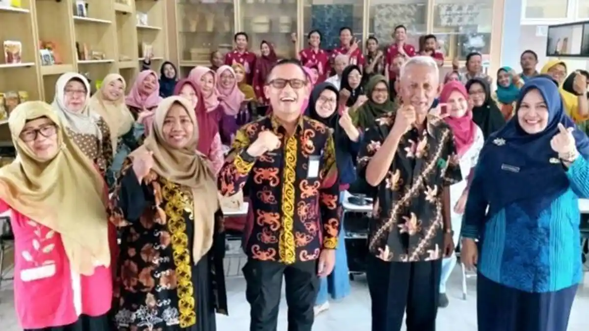Pemkab Kendal Maksimalkan Potensi Batik Lokal Jadi Primadona Nasional 