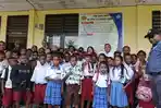 Tim CSR dan PDB Award 2025 Serta YPMAK Kunjungi SD YPPK Tillemans Kampung Mware Mimika