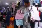 Berlanja Seragam Sekolah Jelang Tahun Ajaran Baru