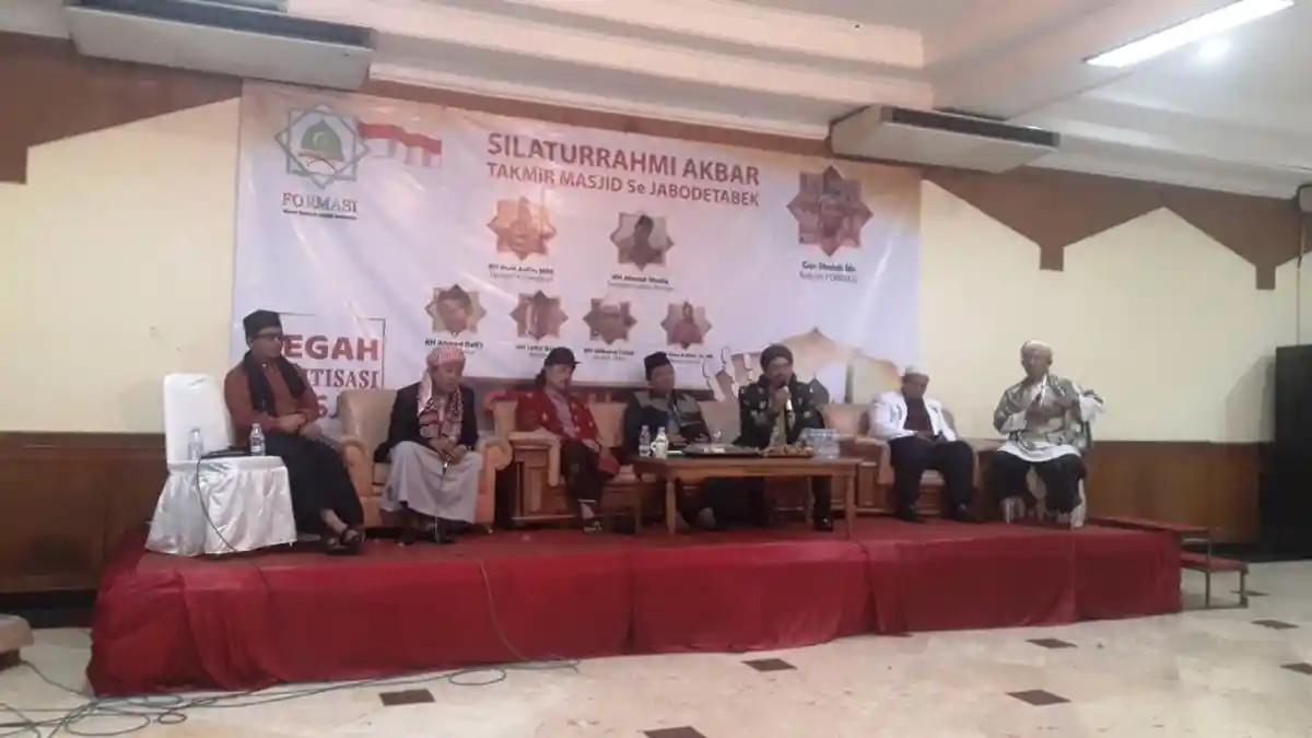 Takmir Masjid Perlu Berperan Aktif Saring Informasi di Masjid