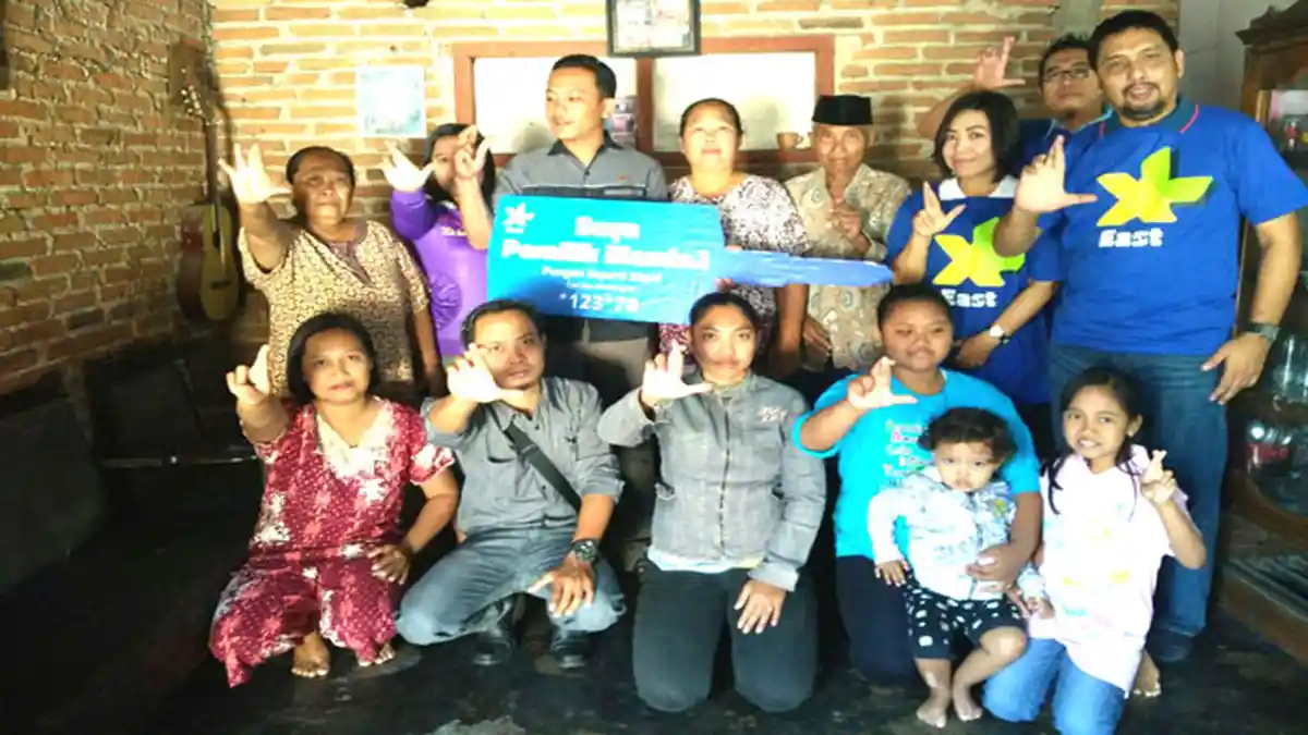 Sempat Mengira Korban Penipuan, Pria Pacitan Ini Menang Undian Mobil