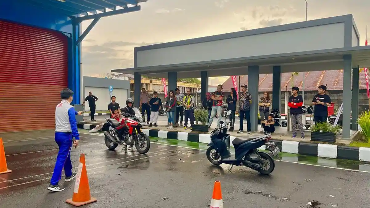 DAW Kembali Gelar Edukasi dan Kompetisi Honda Safety Riding Advisor Community