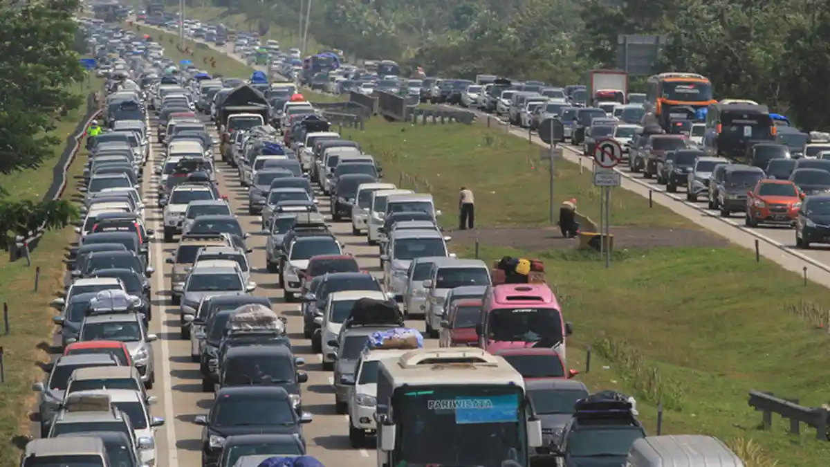 TIPS & Cara Mencegah Mabuk Mual Saat Mudik: Siapkan Cemilan Hingga Menguyah Permen Jahe