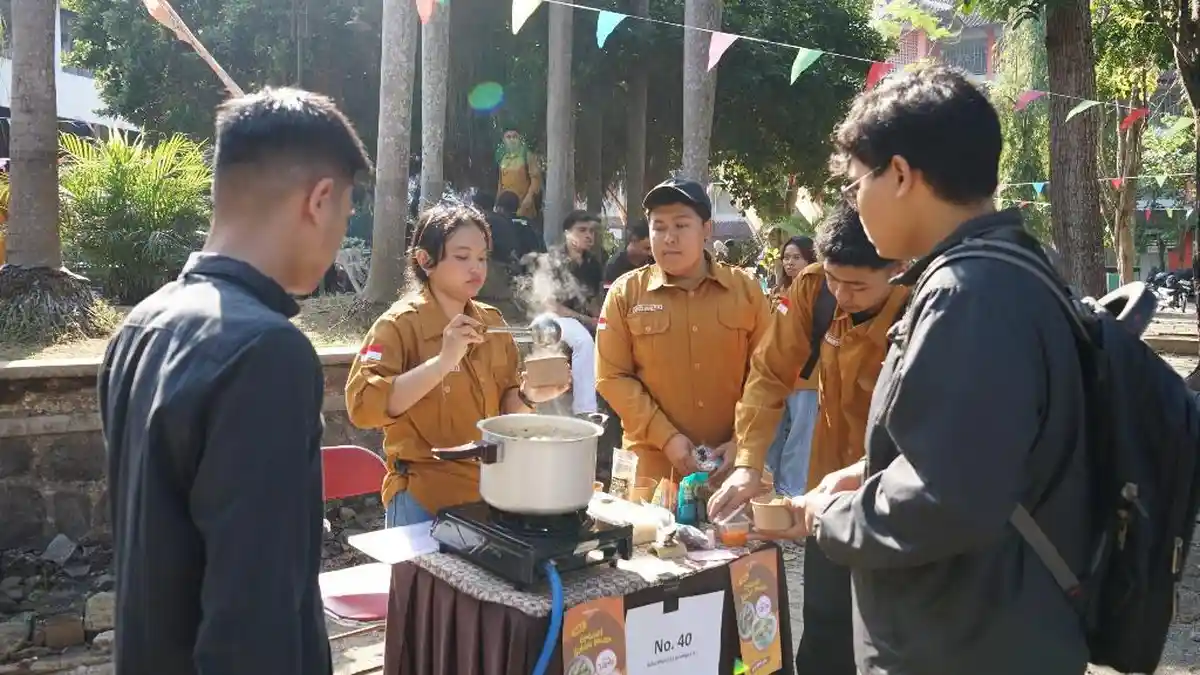 Transaksi Pakai Koin Batok Kelapa, Agroindustri Festival UMBY Asah Jiwa Wirausaha Mahasiswa - Tribunjogja.com