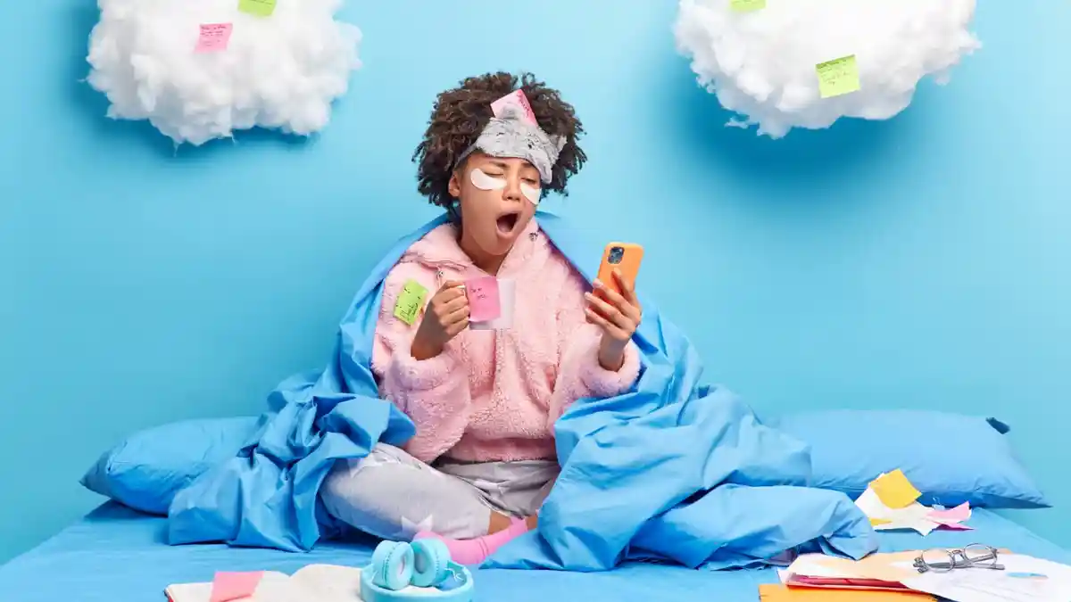 5 Zodiak Ini Dikenal Punya Impian Tinggi Namun Sangat Malas untuk Mencapainya