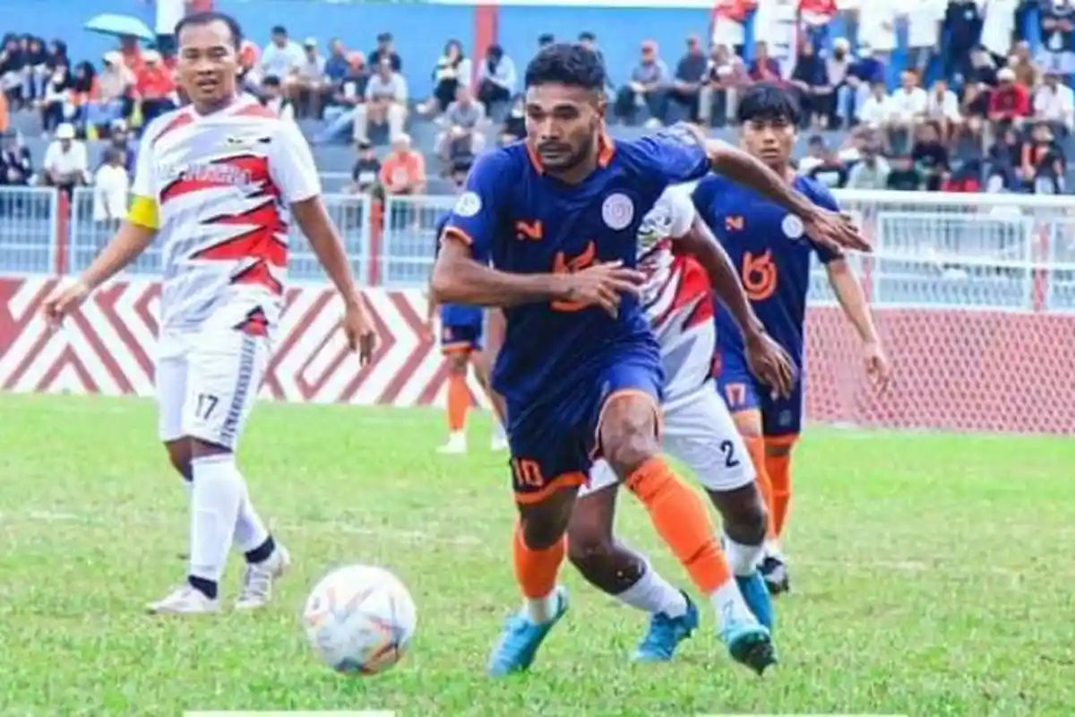 Gol Tunggal Rifal Lastori Bawa Belajangi FC Tidore Puncaki Grup H Gurabati Open Tournament 2023